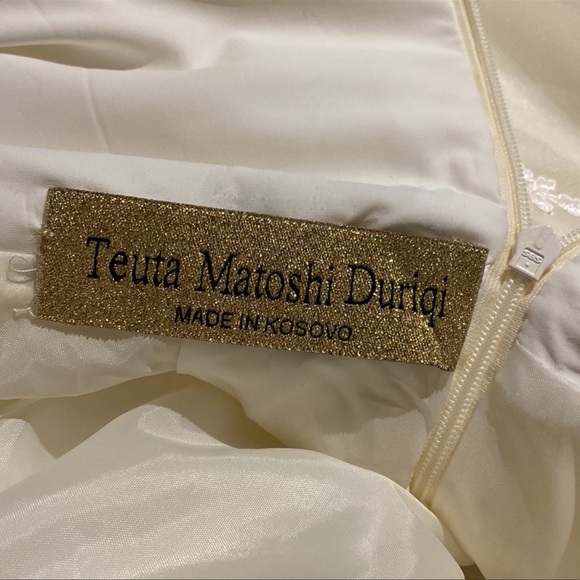 TEUTA MATOSHI Brand new never worn beautiful custom made white Gown PROM WEDDING - Picture 8 of 16